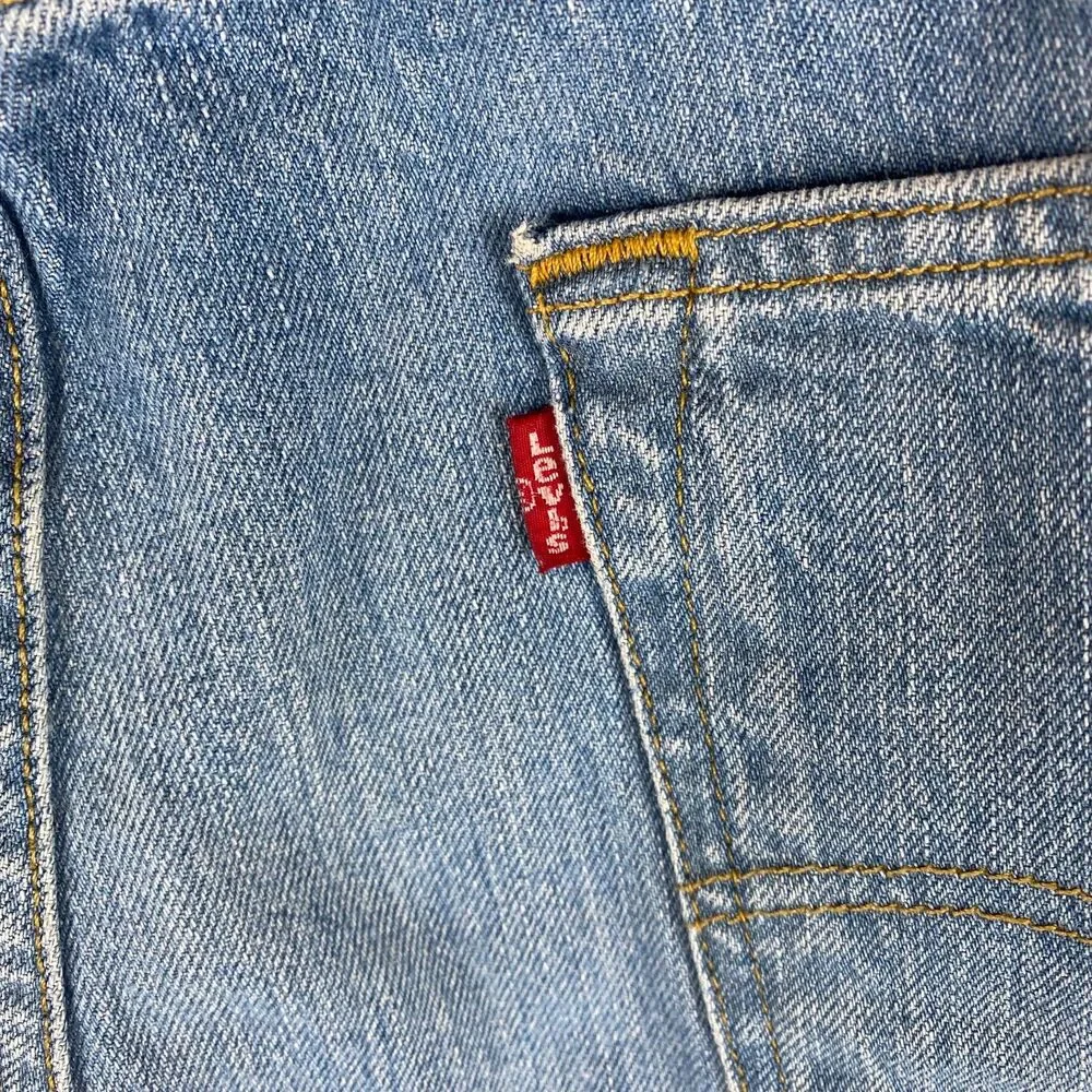 Levi's 501 Original Fit Jeans Men’s 38x32 Blue Straight Leg Button Fly Denim